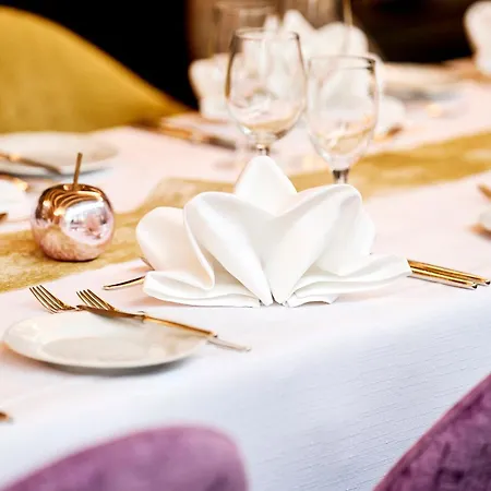 Akzent Restaurant Altdorfer Hof