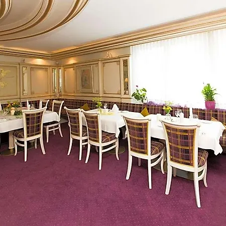 Akzent Restaurant Altdorfer Hof