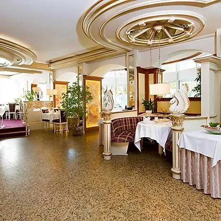 Akzent Restaurant Altdorfer Hof Hotel