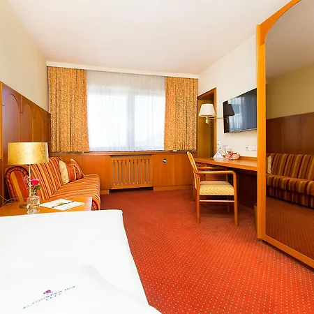 酒店 Akzent Restaurant Altdorfer Hof