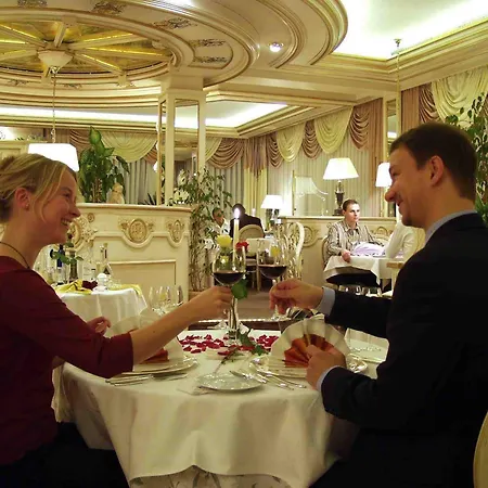 Akzent Restaurant Altdorfer Hof Hotel