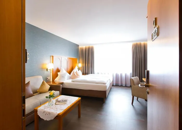 Akzent Restaurant Altdorfer Hof Hotell 4*