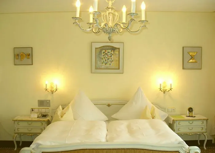 ホテル Akzent Restaurant Altdorfer Hof ヴァインガルテン