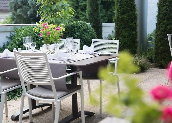 ホテル Akzent Restaurant Altdorfer Hof ヴァインガルテン