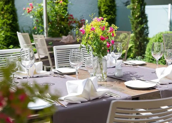 Hotell Akzent Restaurant Altdorfer Hof 4*