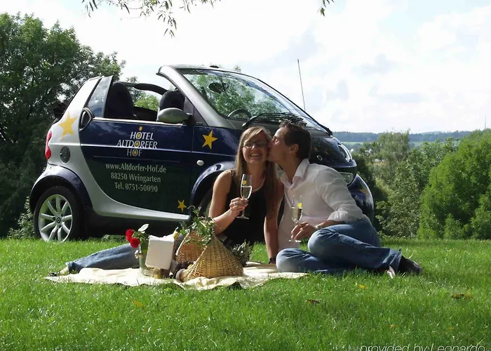 Akzent Restaurant Altdorfer Hof ホテル 4*