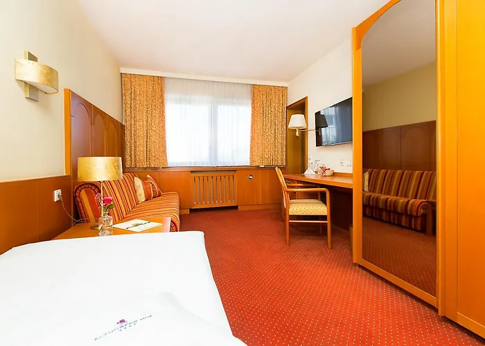 Hotell Akzent Restaurant Altdorfer Hof