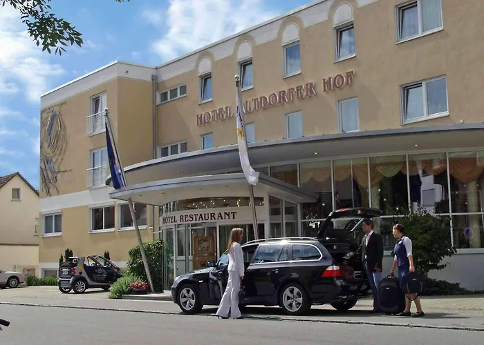 ホテル Akzent Restaurant Altdorfer Hof 4*